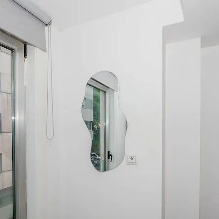 Moderno En El Centro Apartamento